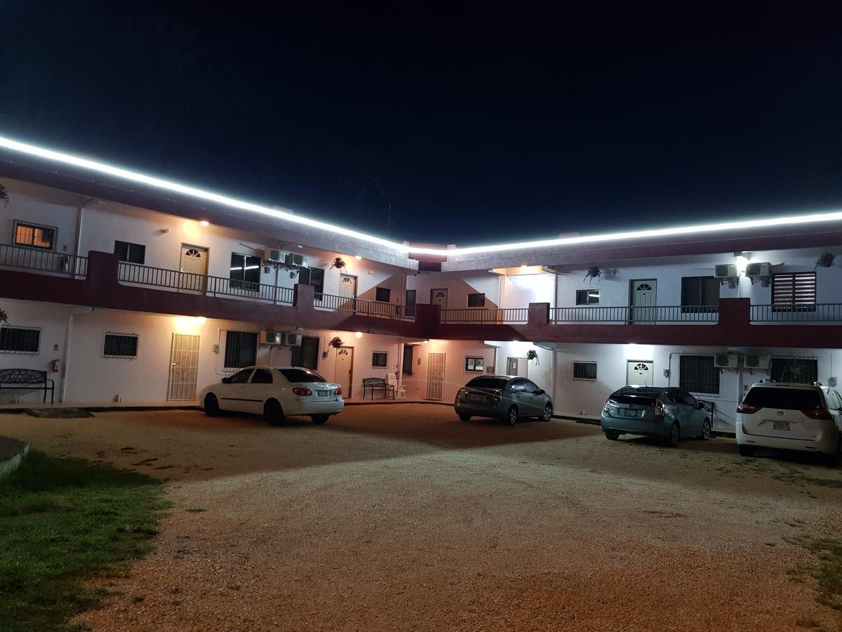 Lee'S Comfort House Chalan Kanoa Exterior photo